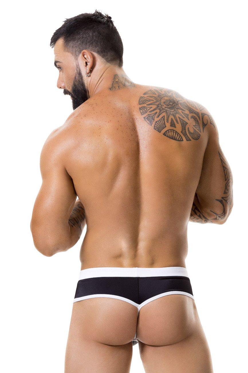 This JOR sport thong is a bit different than most swim thongs I’ve seen. 